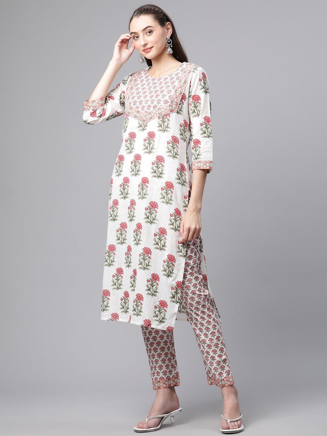  White Floral Kurta pant set with Mulmul Dupatta - world.com