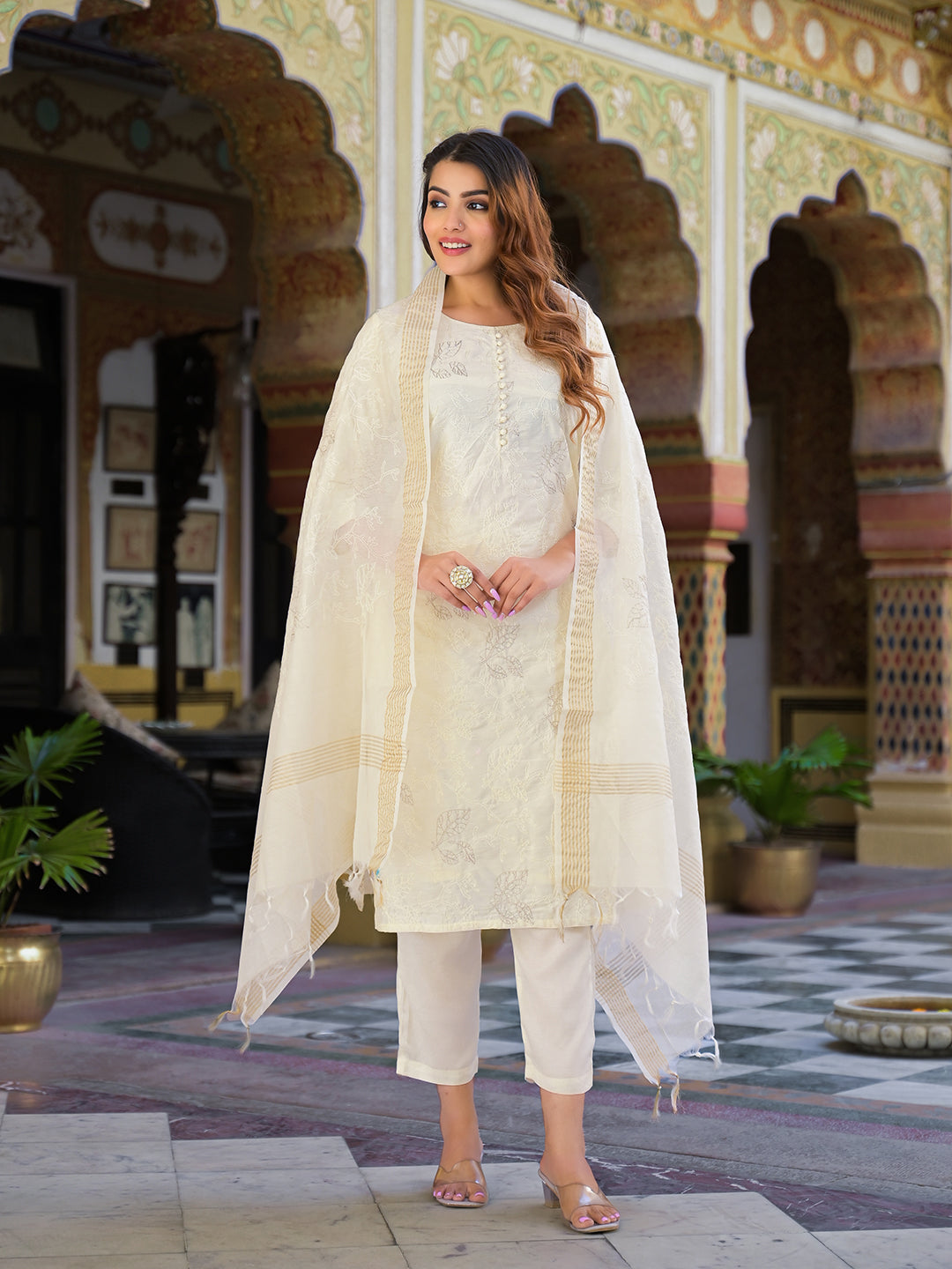 Cream Solid Chanderi Silk kurta Pant With Dupatta