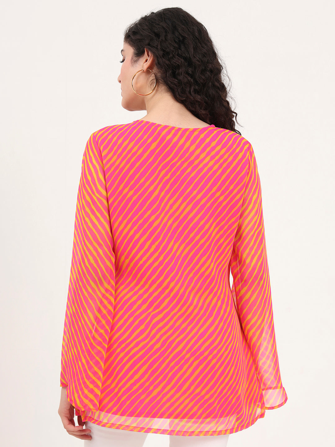 Pink Leheriya Gotta Patti Work Geogratte Round Neck Top