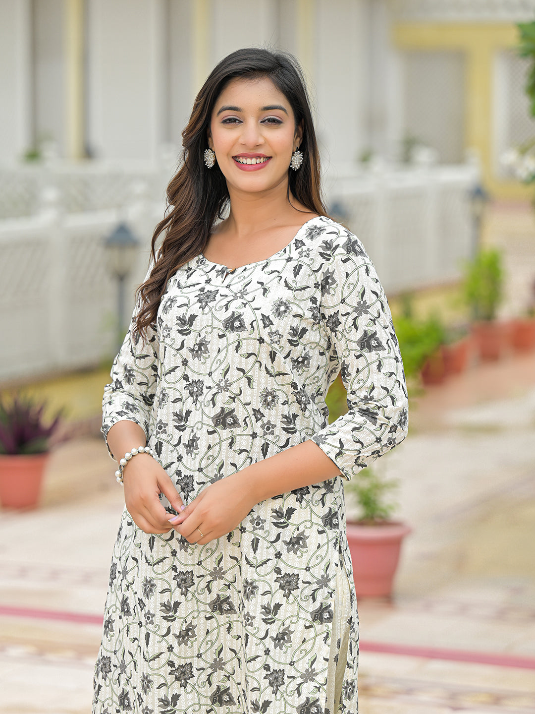 Cream Floral Printed Cotton Kurta Pant Sets
