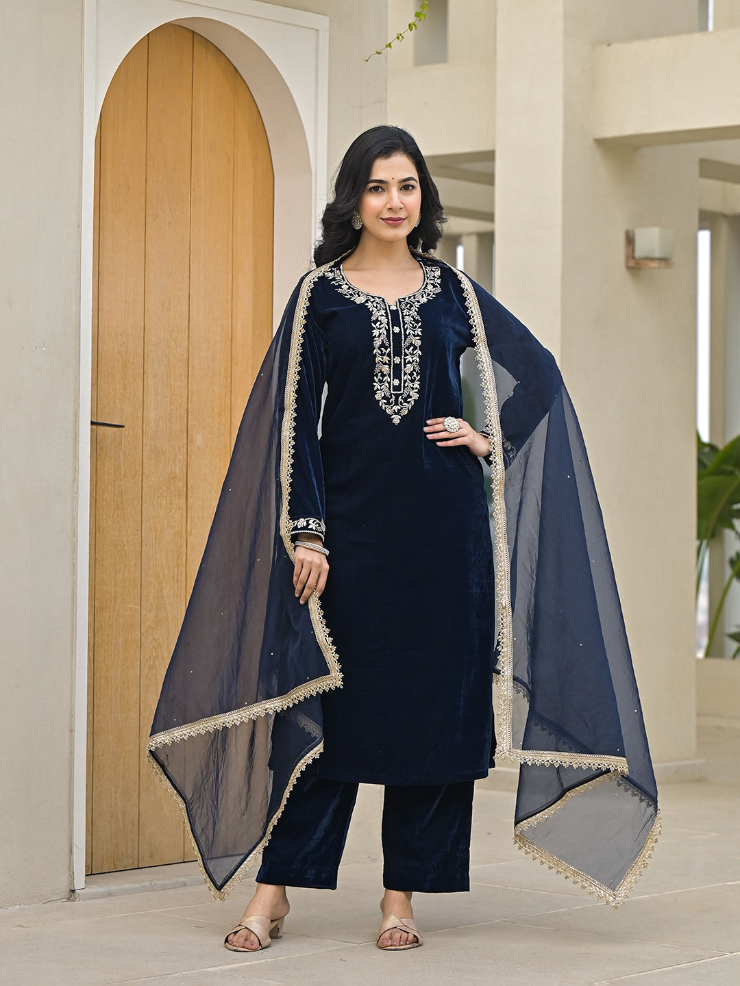 Embroidered Blue Velvet Kurta Pant Dupatta Set for Women