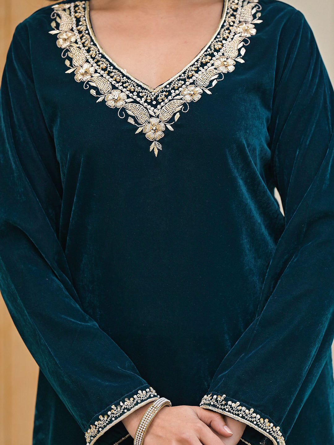 Embroidered Green Velvet Kurta Pant Dupatta Set for Women