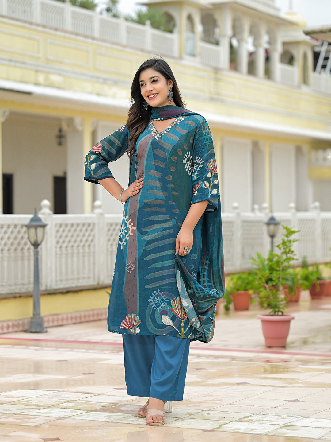 Blue Pure Crepe Digital Print Kurta Pant Set With Dupatta