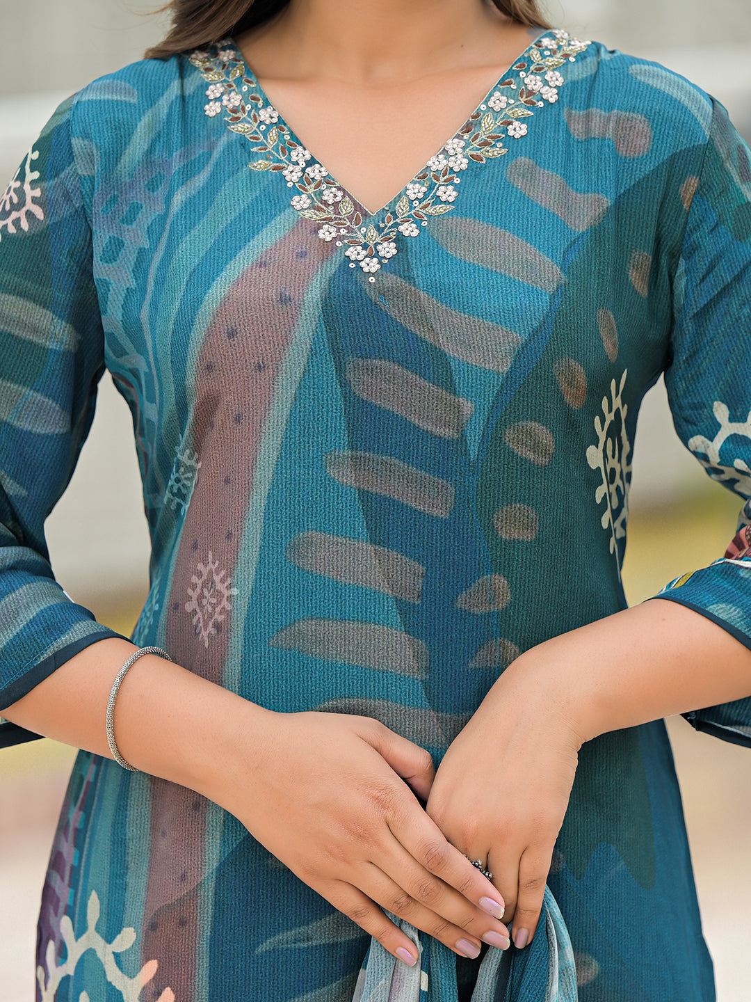 Blue Pure Crepe Digital Print Kurta Pant Set With Dupatta