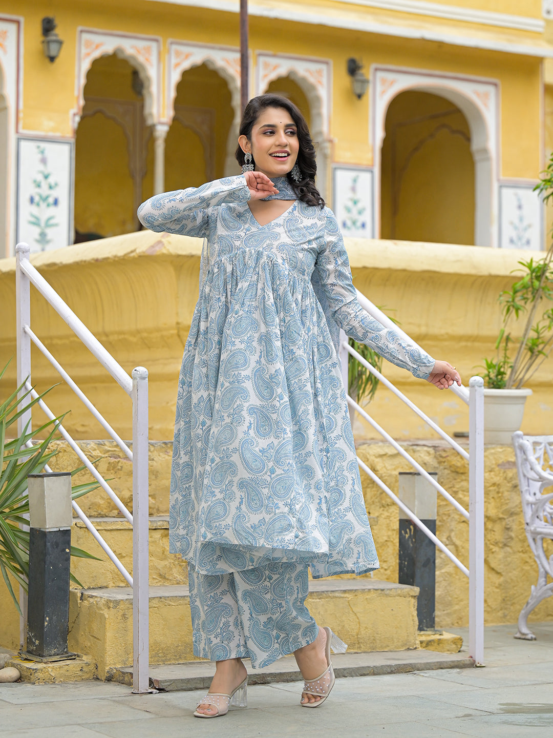 White Cotton Paisley Printed Kurta Pant Set With Dupatta