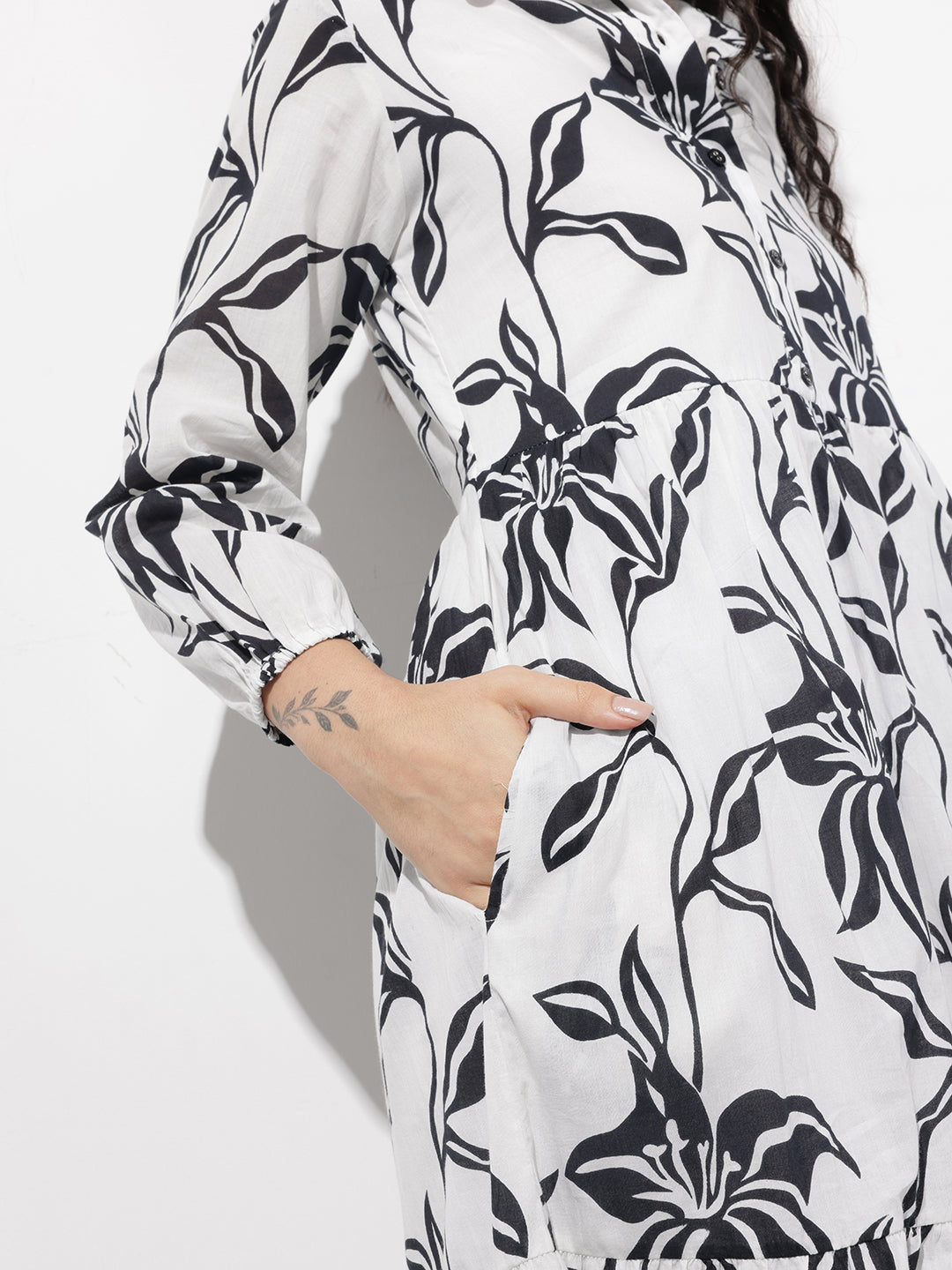 White Shirt Coller Mulmul Linning Cotton Dress
