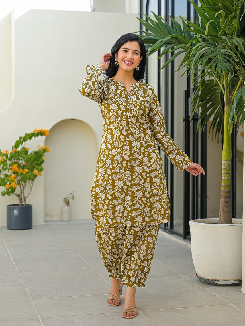 Mahndi Green Curved Hem Cotton Kurta Pant Sets