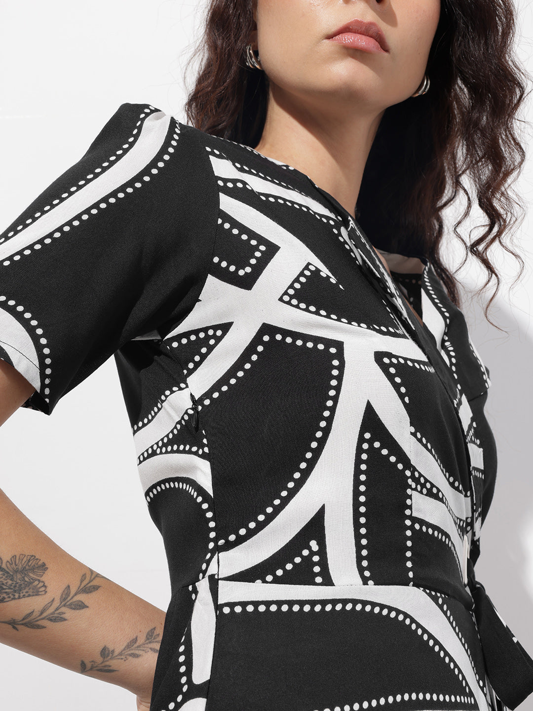 Black Lepal Neck Abstract Print Rayon Midi Dress