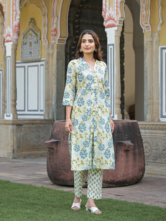 Green Floral Print Pure Cotton Straight Kurta with Trouser