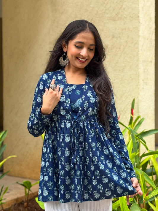 Blue Lepal Coller Peplum Top