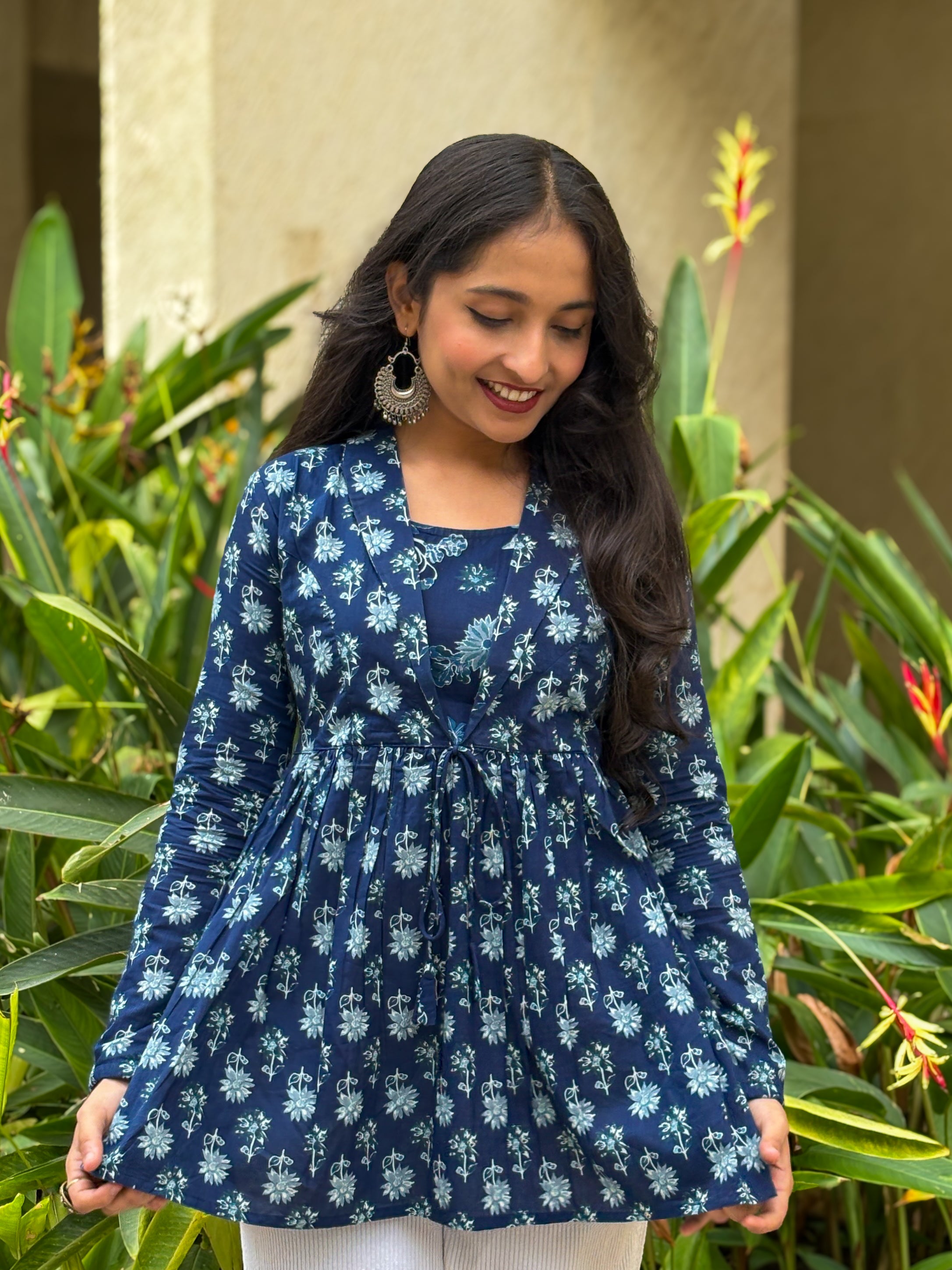 Blue Lepal Coller Peplum Top