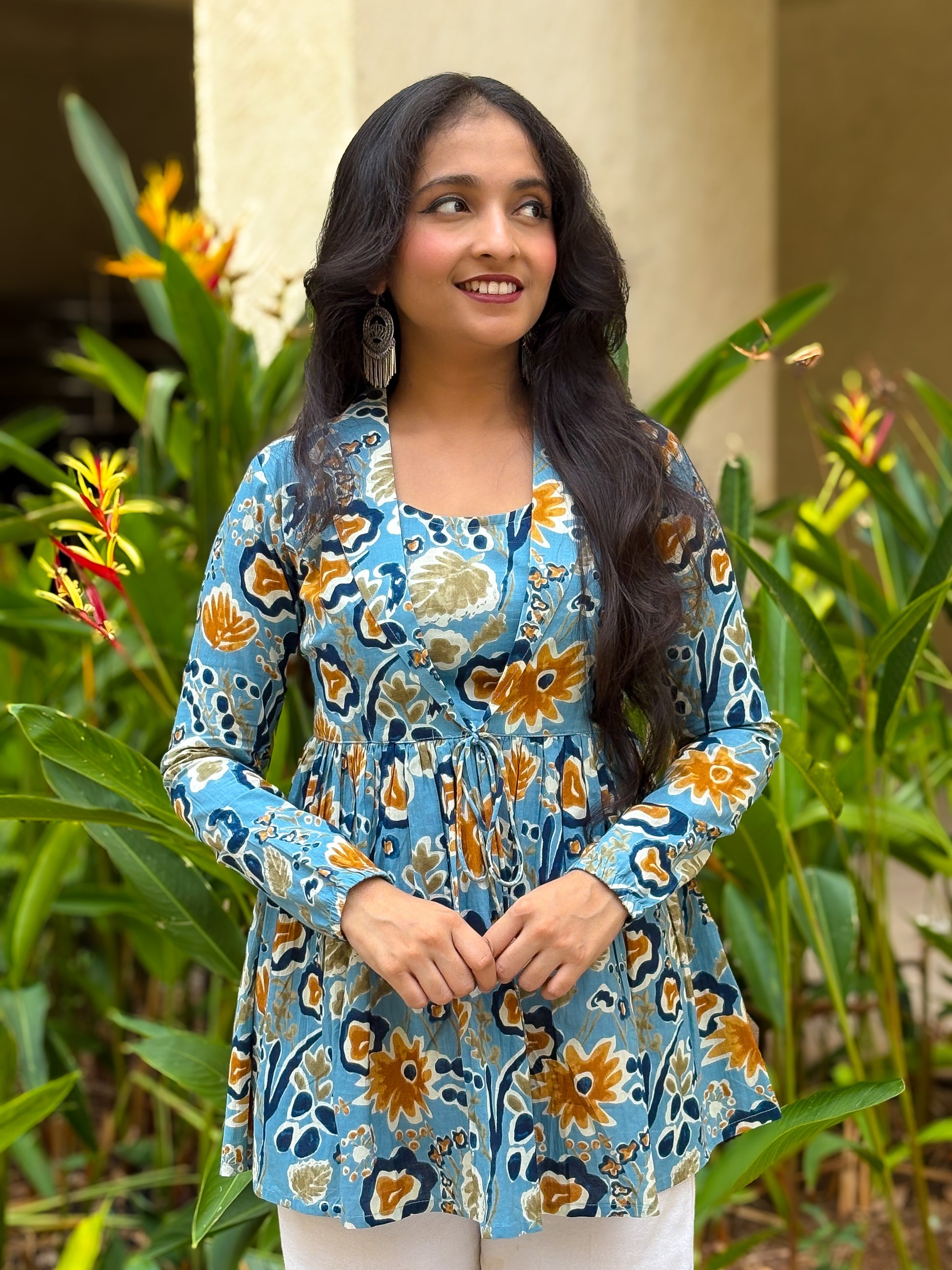 Sky Blue Lepal Coller Peplum Top