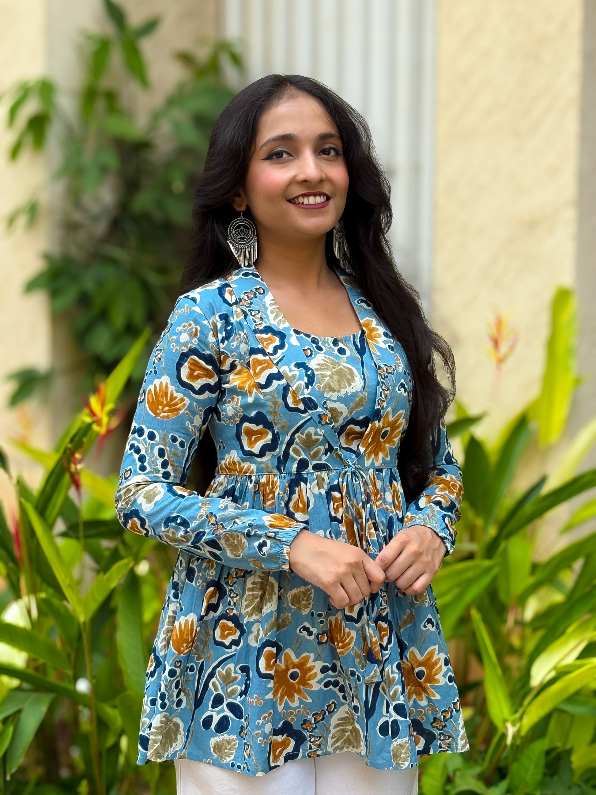 Sky Blue Lepal Coller Peplum Top