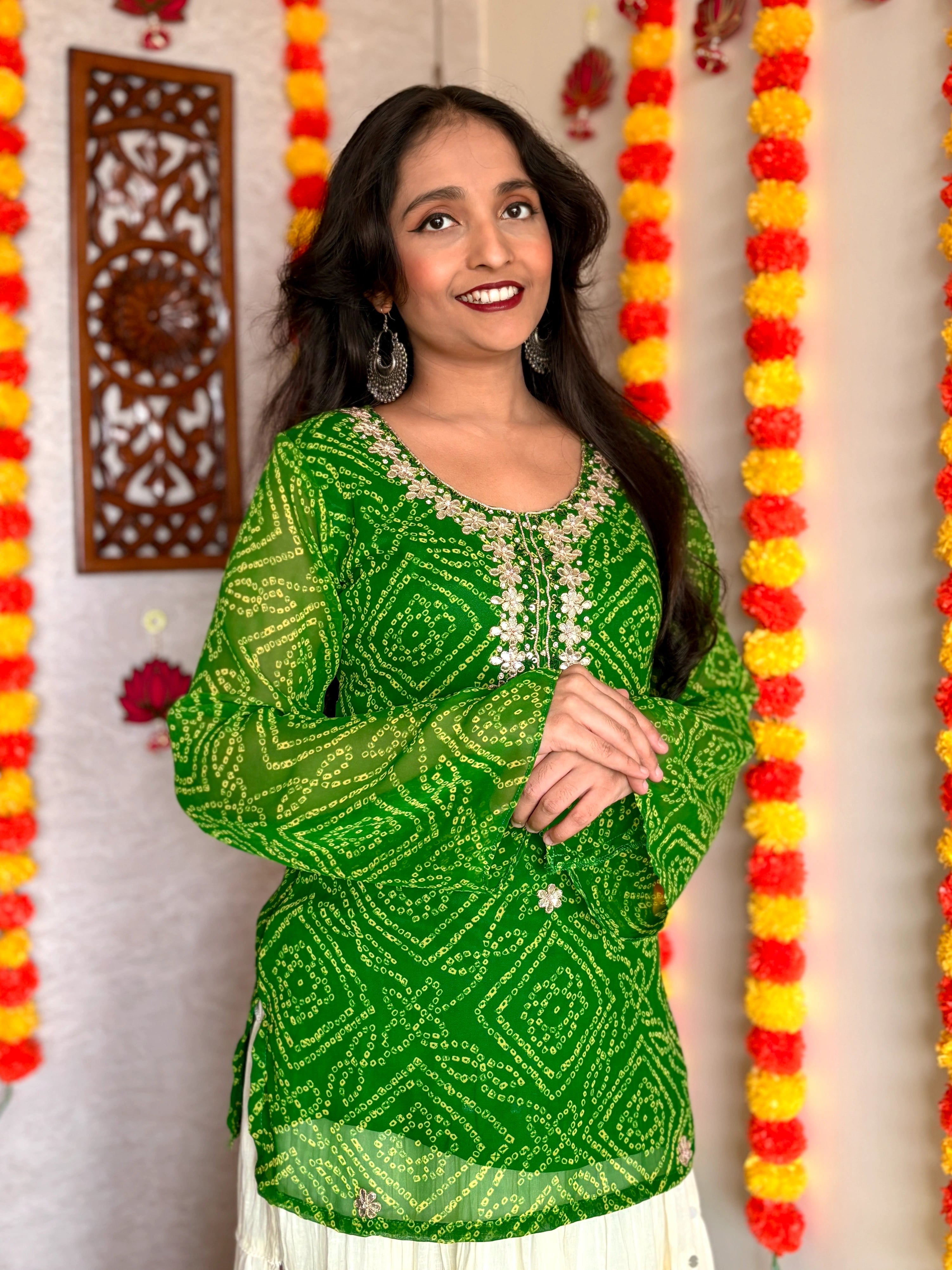 Green Round Neck Georgette Bandhani Print Top