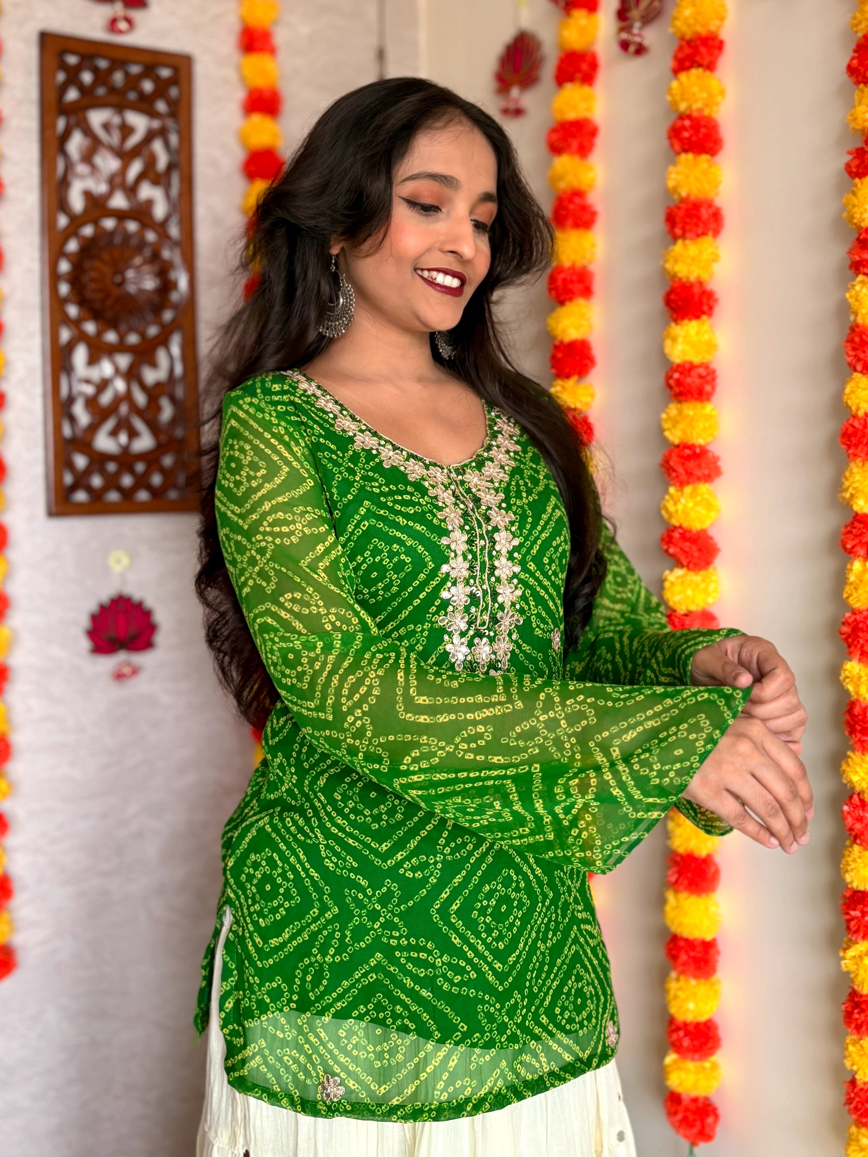 Green Round Neck Georgette Bandhani Print Top