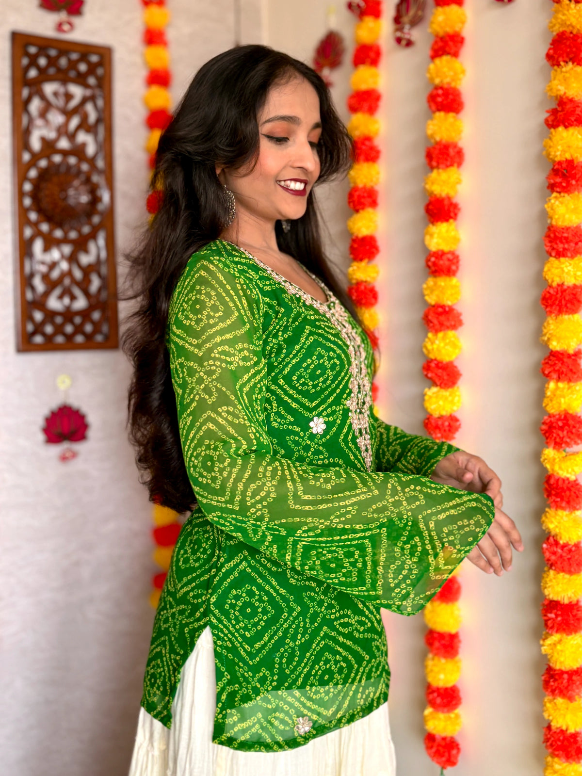 Green Round Neck Georgette Bandhani Print Top