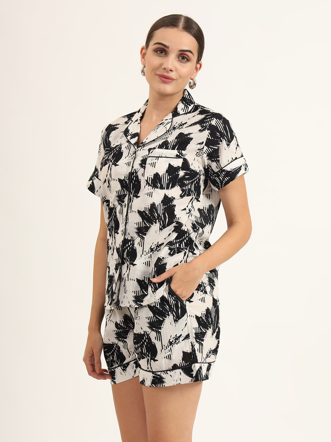 Black & White Asymetric Print Pure Cotton Regular Night Suit