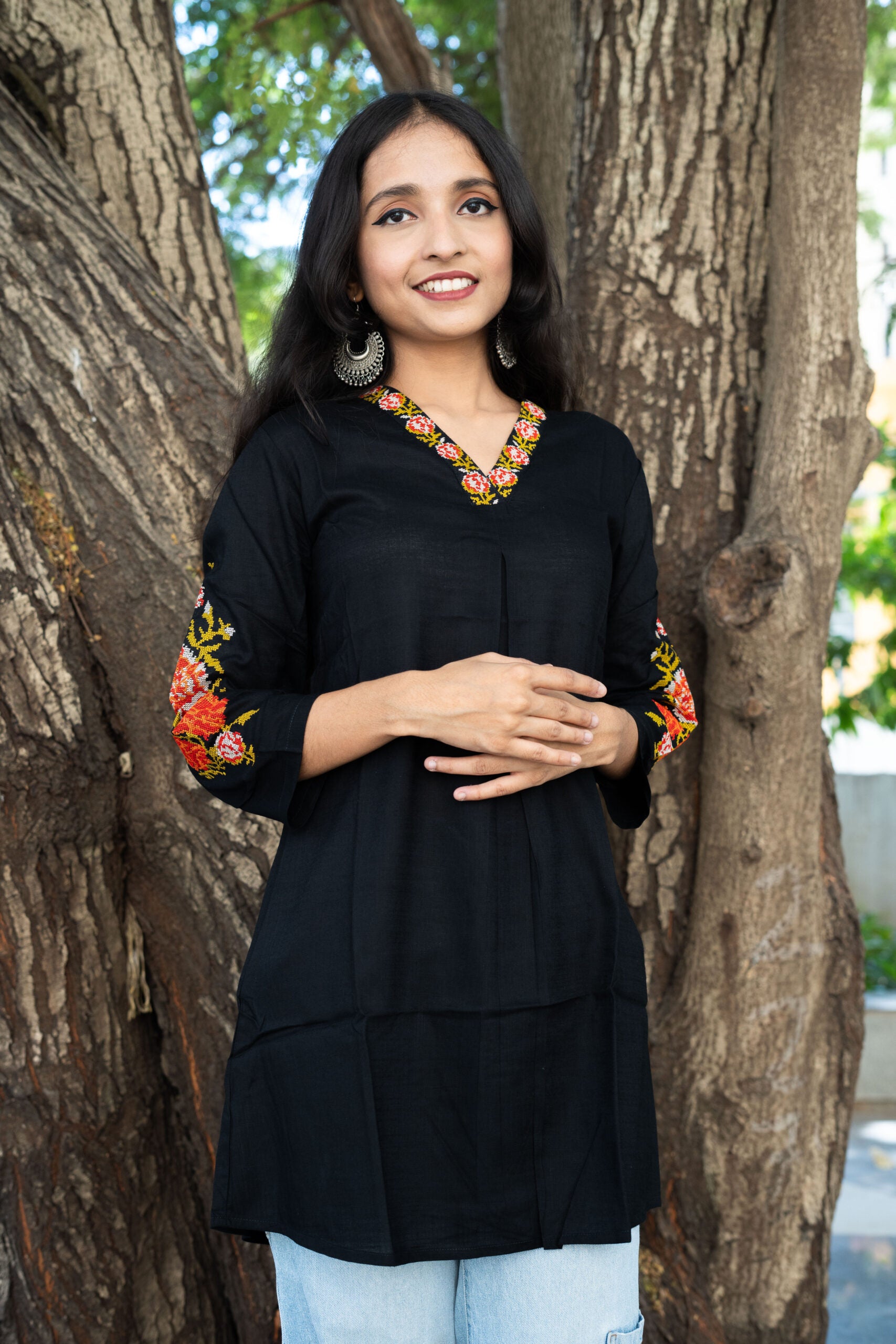 Rosy Petals Embroidered Neckline and Sleeves Kurta - Black
