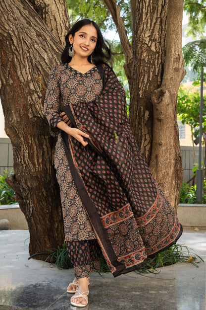 Midnight Kaleidoscope Straight Kurta Set With Dupatta