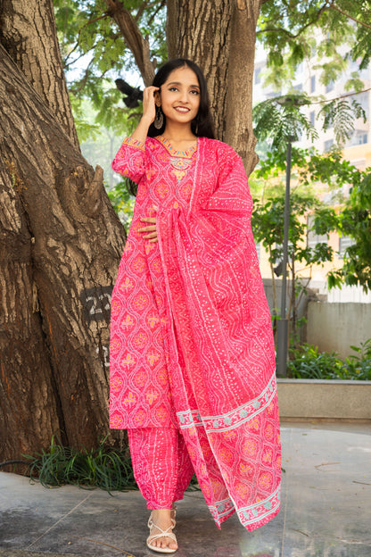 Hibiscus Dreams Bandhani Straight Kurta Set With Dupatta