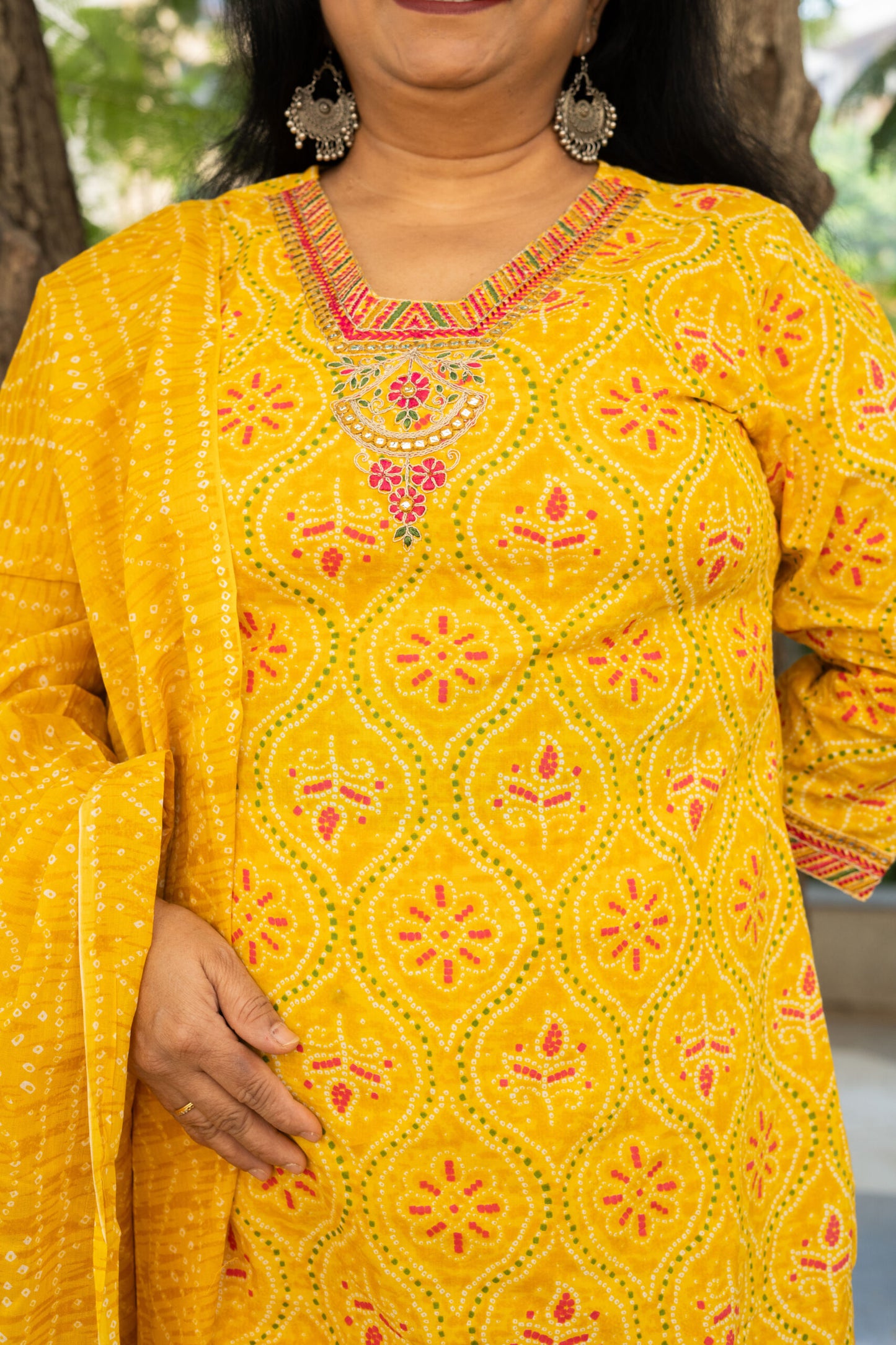 Daffodil Dreams Bandhani Straight Kurta Set With Dupatta