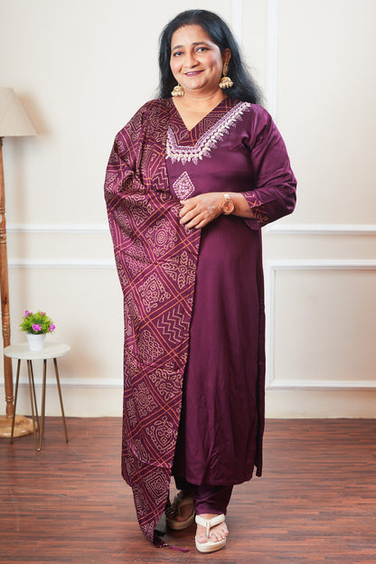 Ethereal Bandhani Kurta Set With Dupatta - Dark Maroon