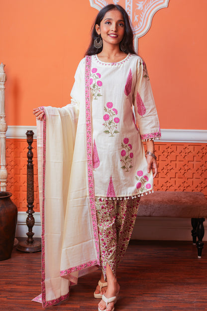 Floral Whispers Dhoti Kurta Set With Dupatta