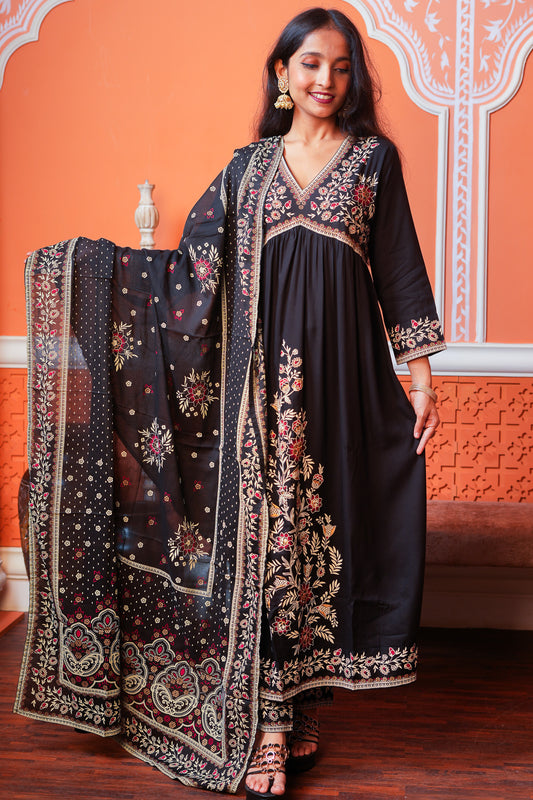 Mystic Majesty Kurta Set With Dupatta - Black