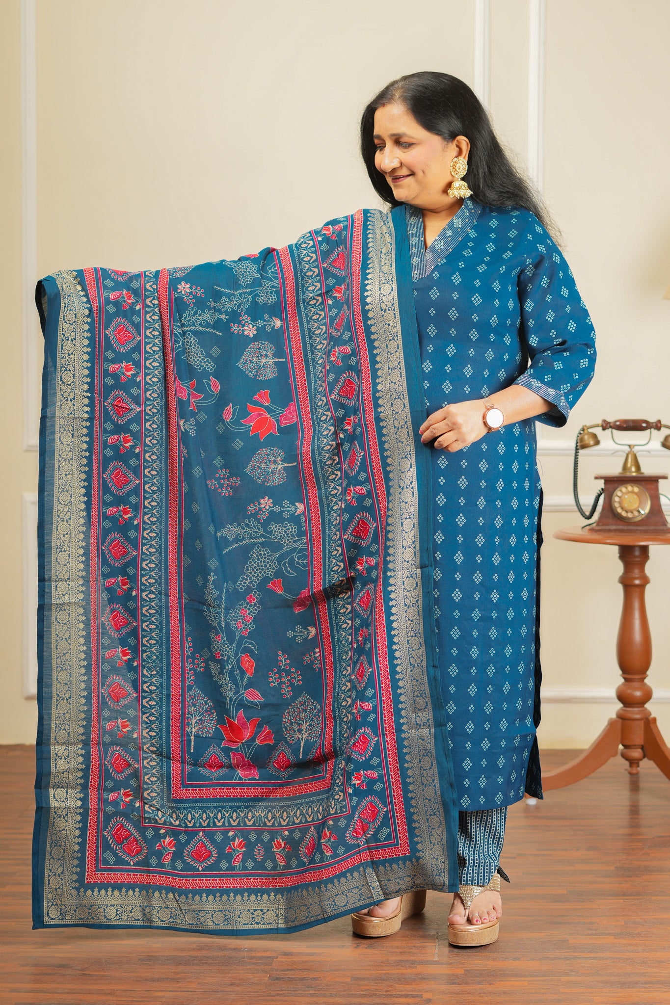 Neel Kamal Bandhani Kurta Set With Dupatta