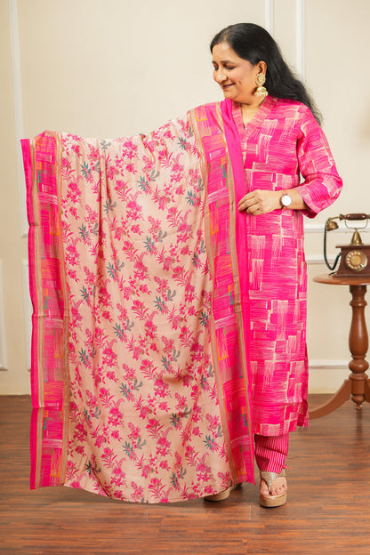 Nargis Royale Kurta Set With Dupatta - Pink