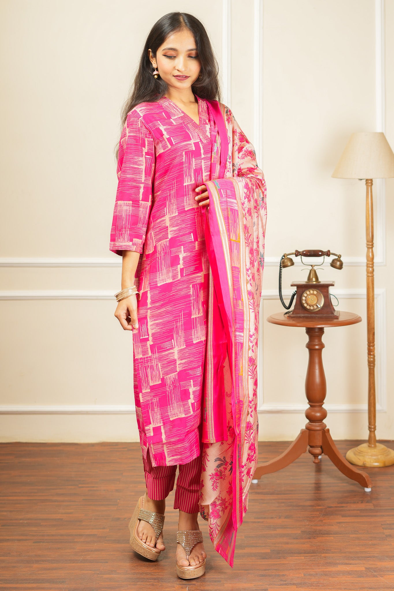 Nargis Royale Kurta Set With Dupatta - Pink