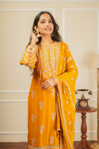 Phool Phushp Kurta Set With Dupatta - Yellow