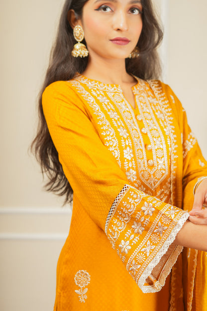 Phool Phushp Kurta Set With Dupatta - Yellow