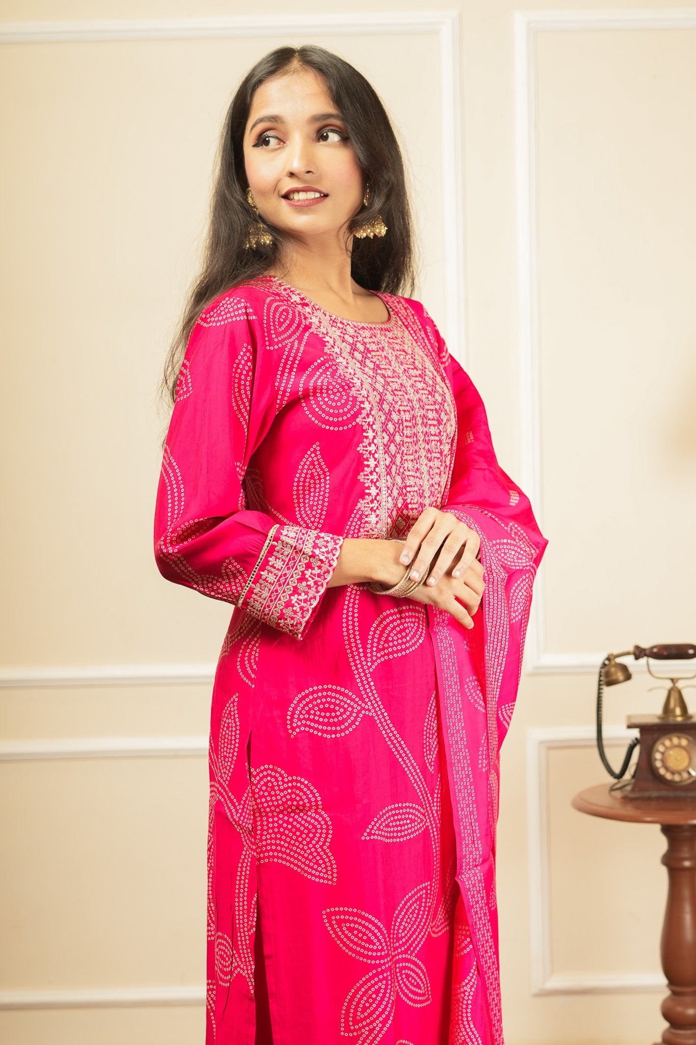 Rani's Pink Bandhej Kurta Set With Dupatta