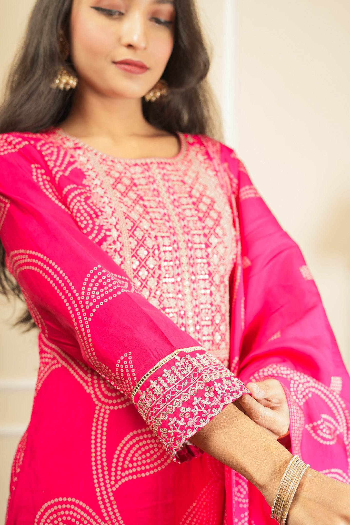 Rani's Pink Bandhej Kurta Set With Dupatta