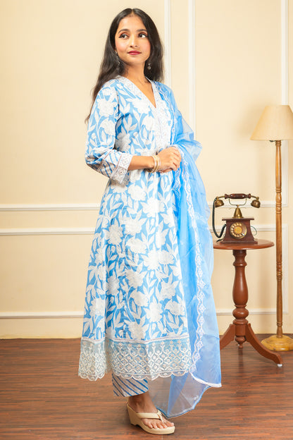 Gulab Dhara Kurta Set With Dupatta - Blue