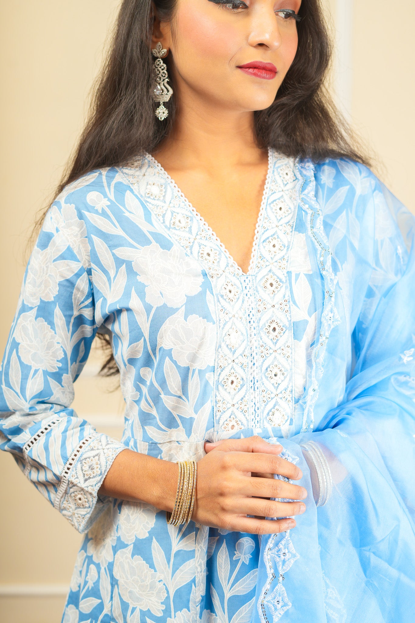 Gulab Dhara Kurta Set With Dupatta - Blue