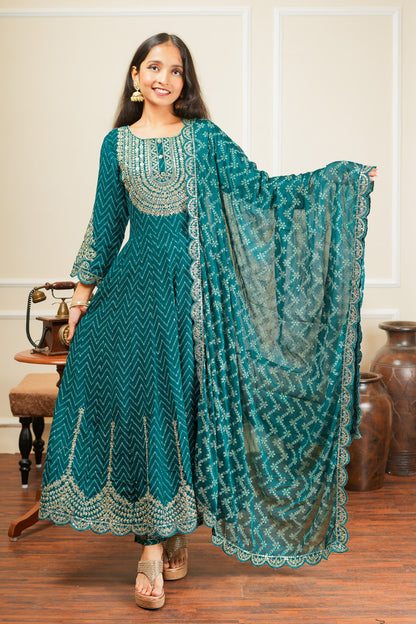 Morni Leheriya Kurta Set With Dupatta