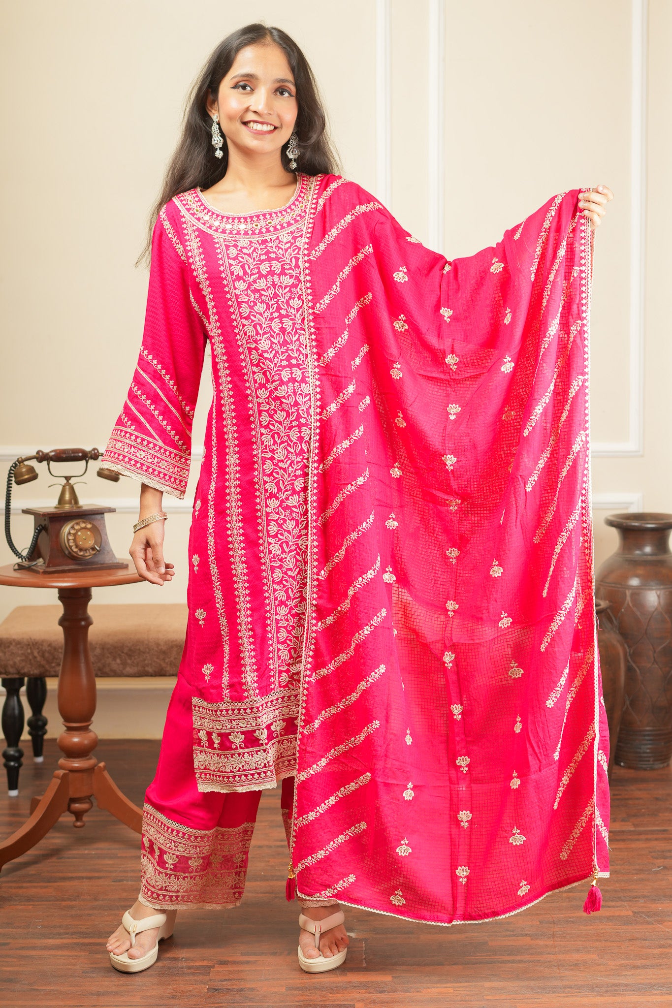 Apsara's Nirvana Kurta Set With Dupatta - Pink