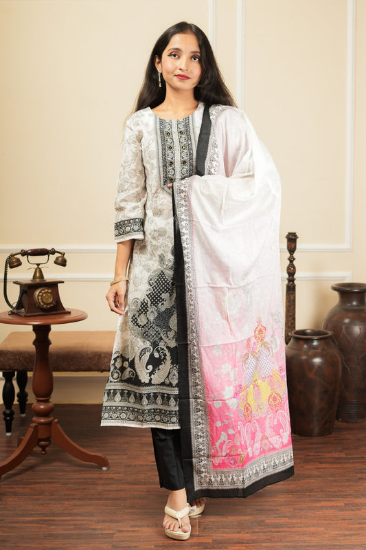 Suhani Suit Kurta Set With Dupatta