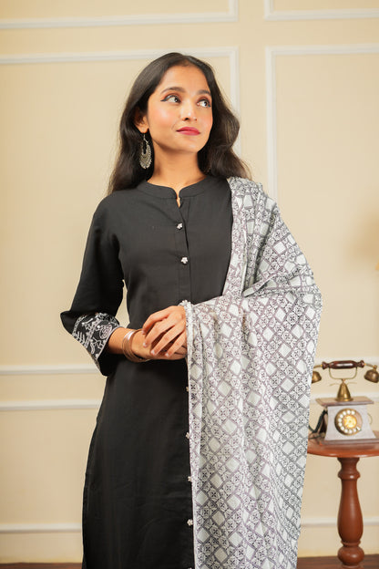 Jasmine Aura Kurta Set With Dupatta