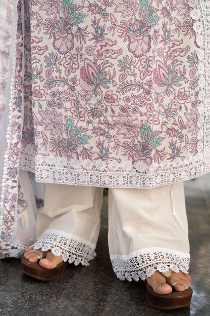 Lavender Lily Lace Straight Kurta Set With Dupatta