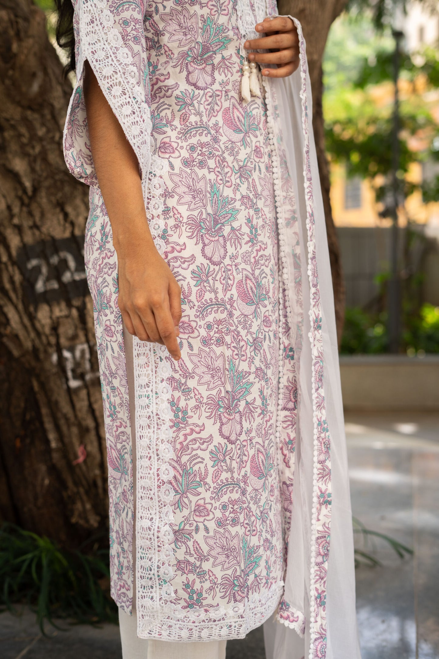 Lavender Lily Lace Straight Kurta Set With Dupatta