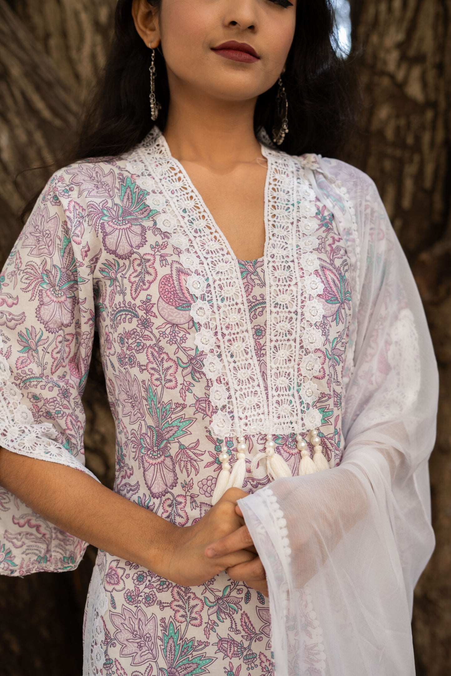 Lavender Lily Lace Straight Kurta Set With Dupatta